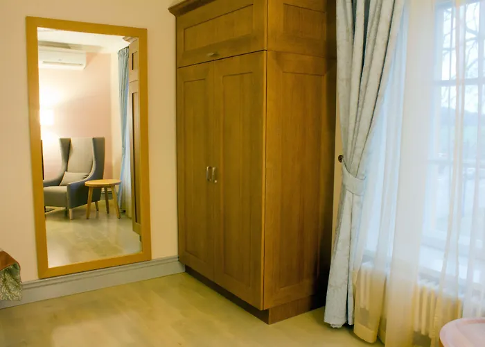 Haemeenkylaen Kartano 4*